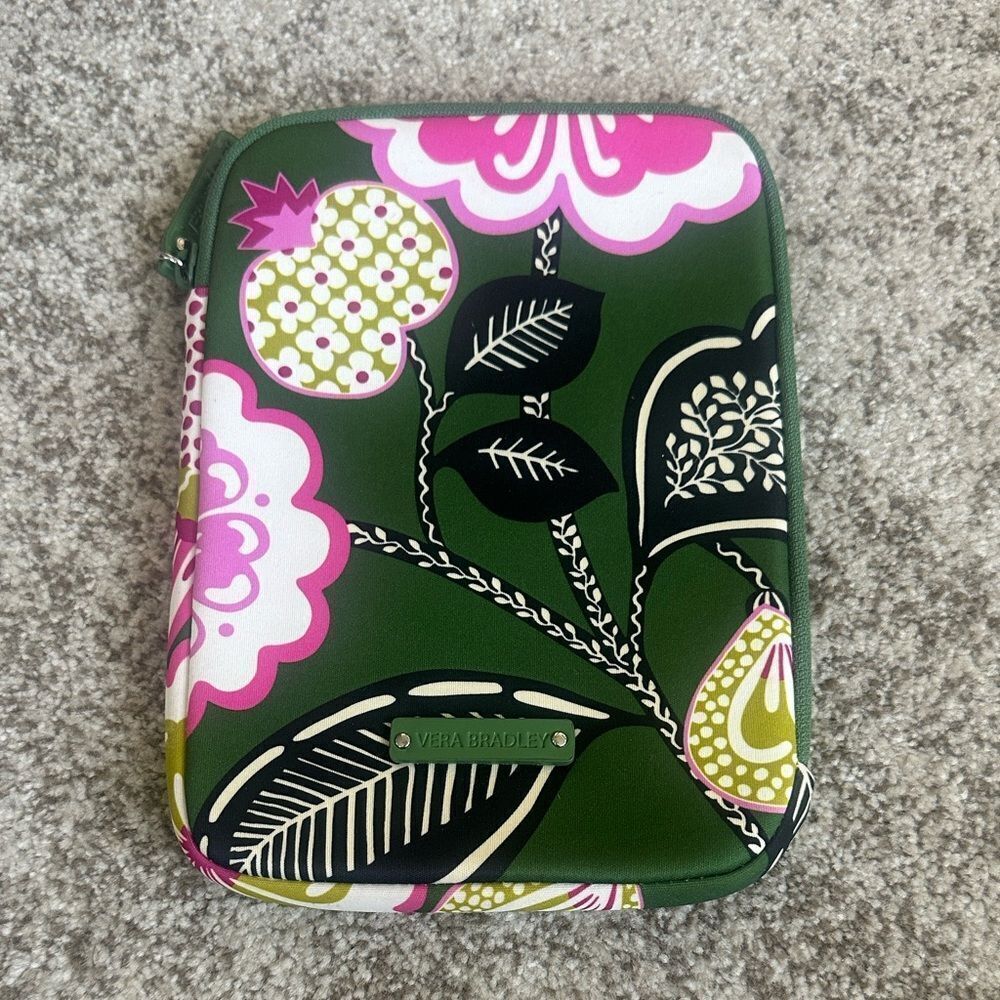 Vera Bradley - Neoprene Medium Tablet Sleeve Case - Olivia Pink Green Zipper